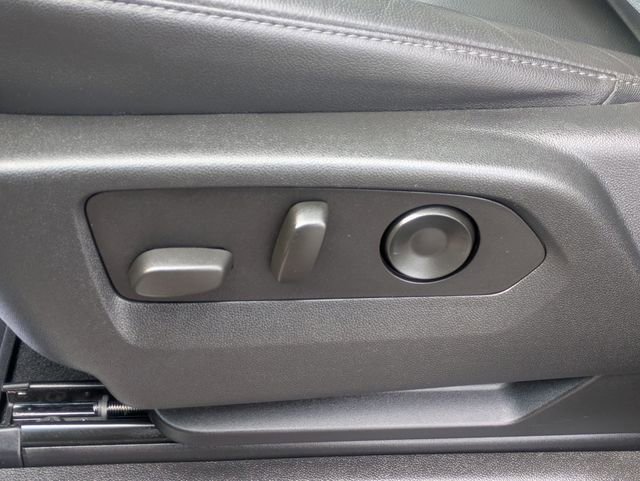 Used 2021 Chevrolet Tahoe Z71 w/ Z71 Signature Package image 27