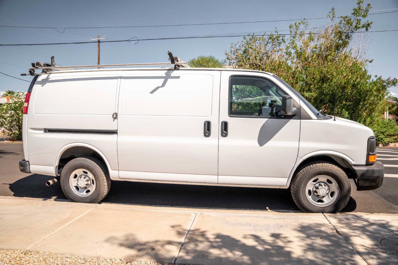 Used 2016 Chevrolet Express 2500 image 6