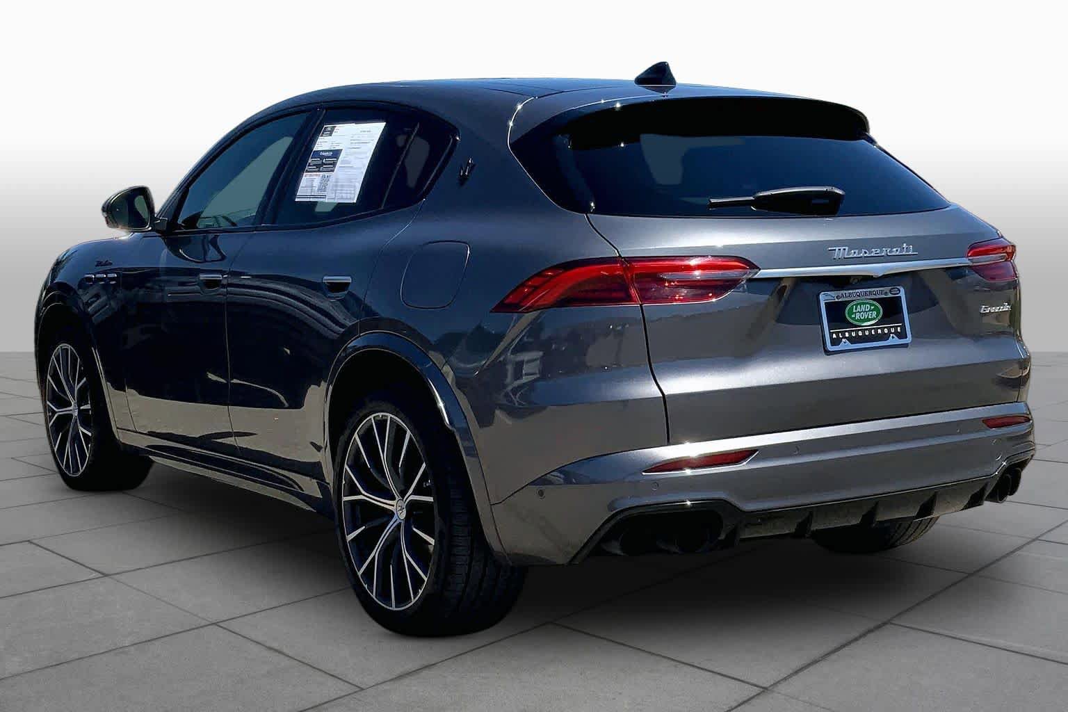 Used 2023 Maserati Grecale Modena AWD/4WD image 11