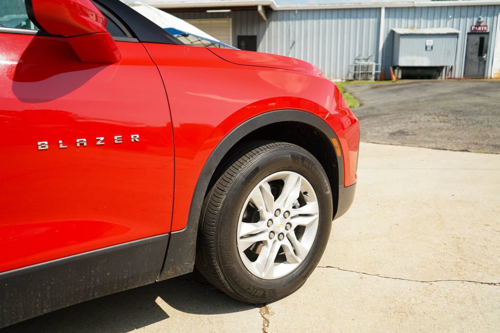 Used 2021 Chevrolet Blazer LT FWD image 18