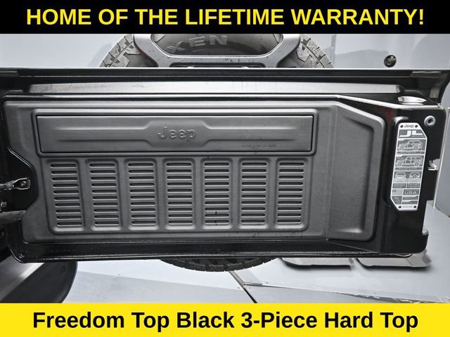 Used 2024 Jeep Wrangler Sport S image 39