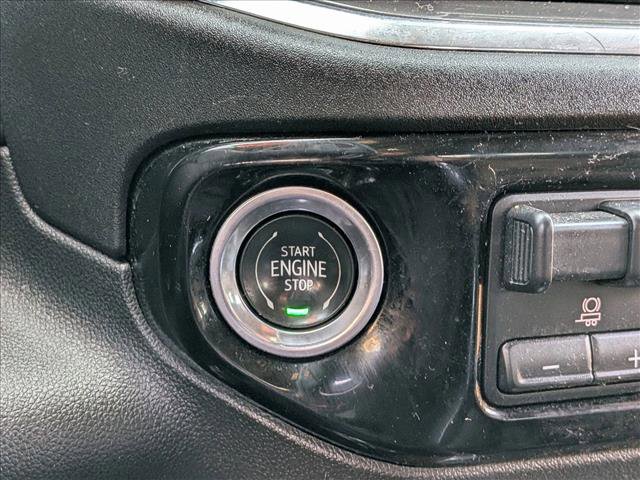 Used 2023 Chevrolet Silverado 1500 High Country w/ High Country Premium Package AWD/4WD image 17