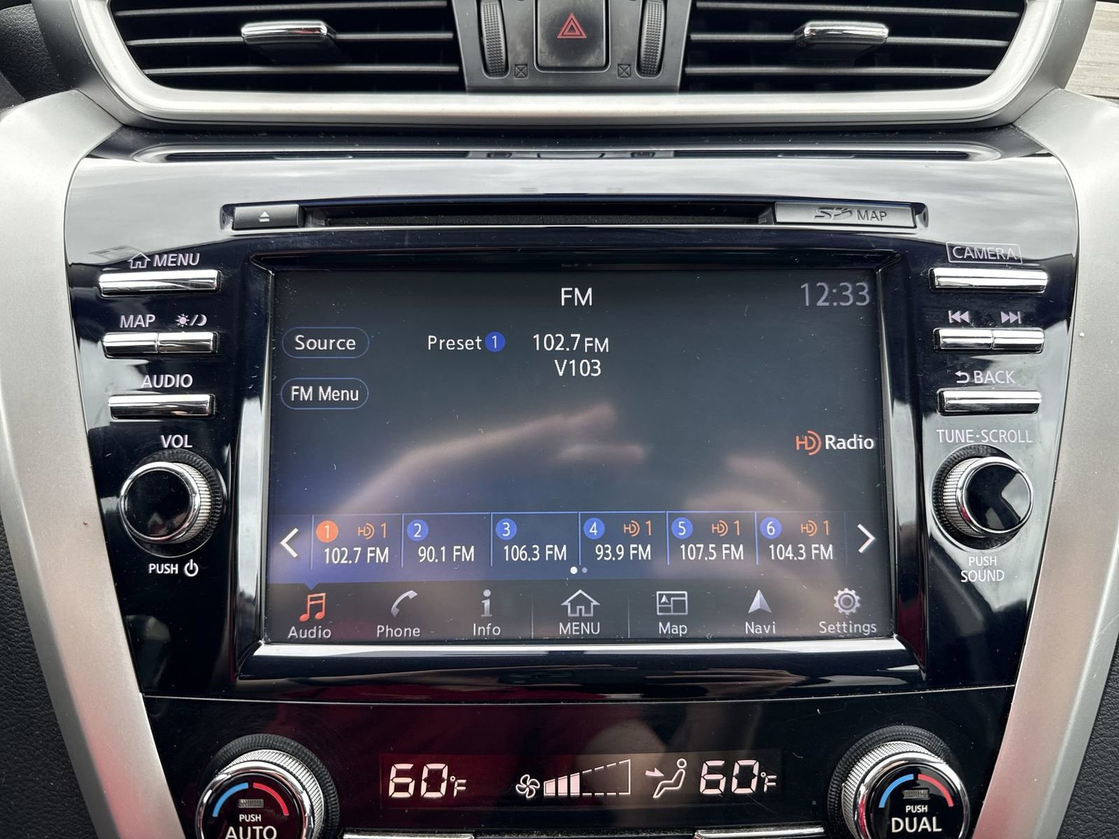 Used 2016 Nissan Murano SV image 14