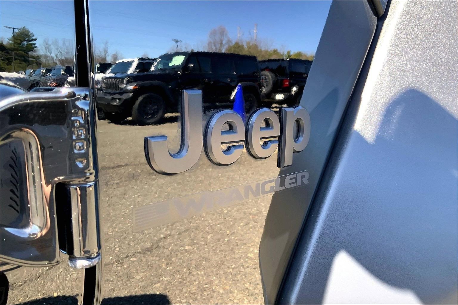 Certified 2025 Jeep Wrangler Sport image 9