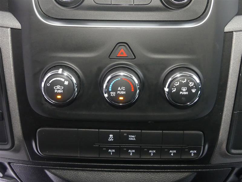 Used 2016 RAM 2500 Tradesman w/ Chrome Appearance Group image 31