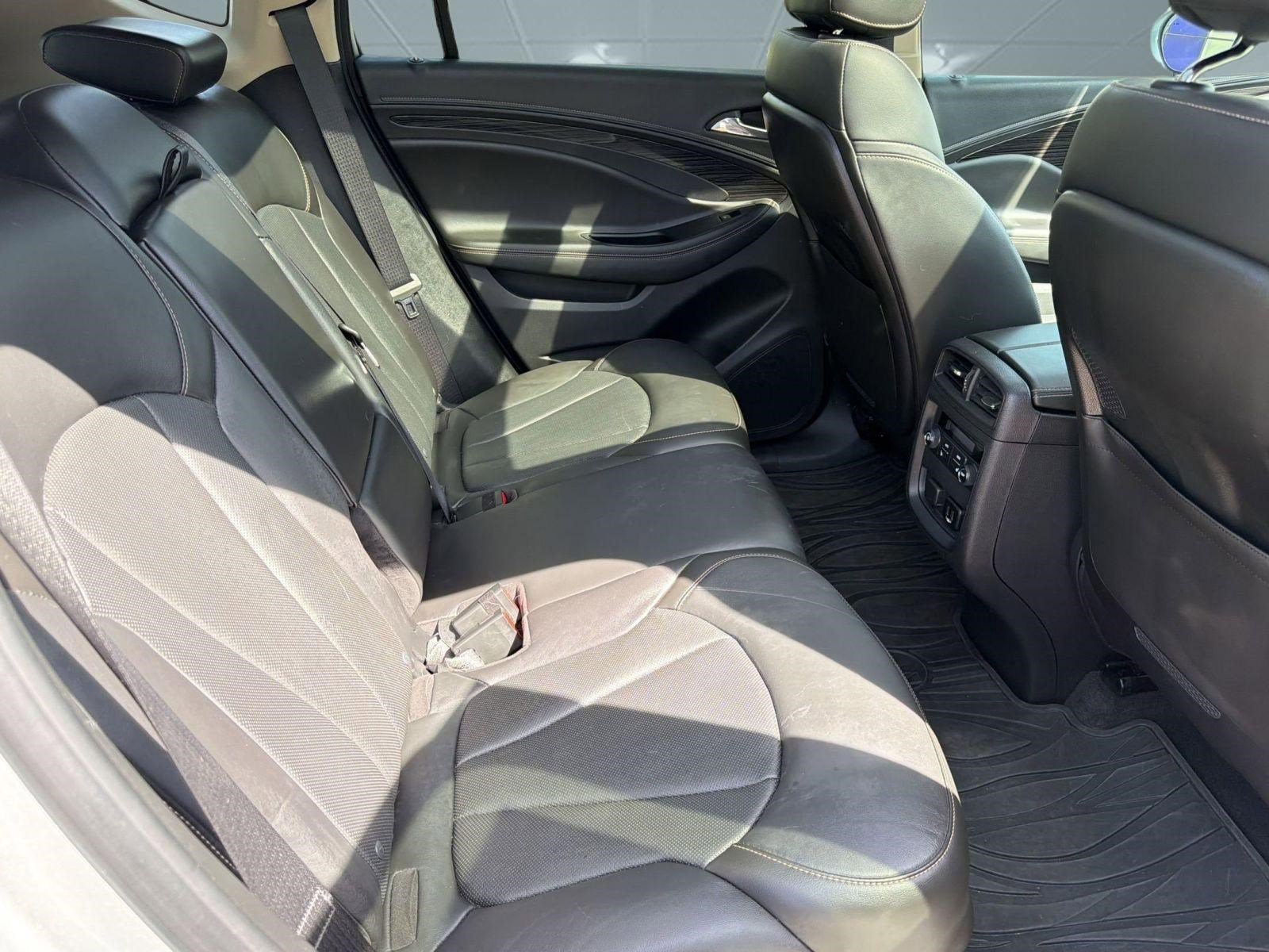 Used 2017 Buick Envision Premium w/ Driver Confidence Package image 28