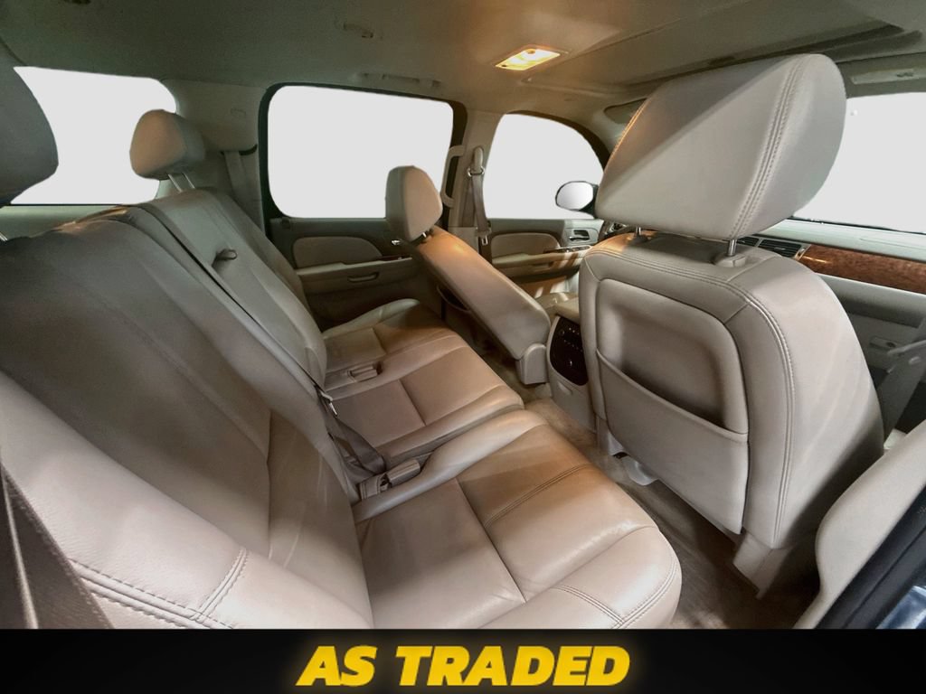 Used 2007 Chevrolet Suburban LT w/ LT Preferred Equipment Group AWD/4WD image 26