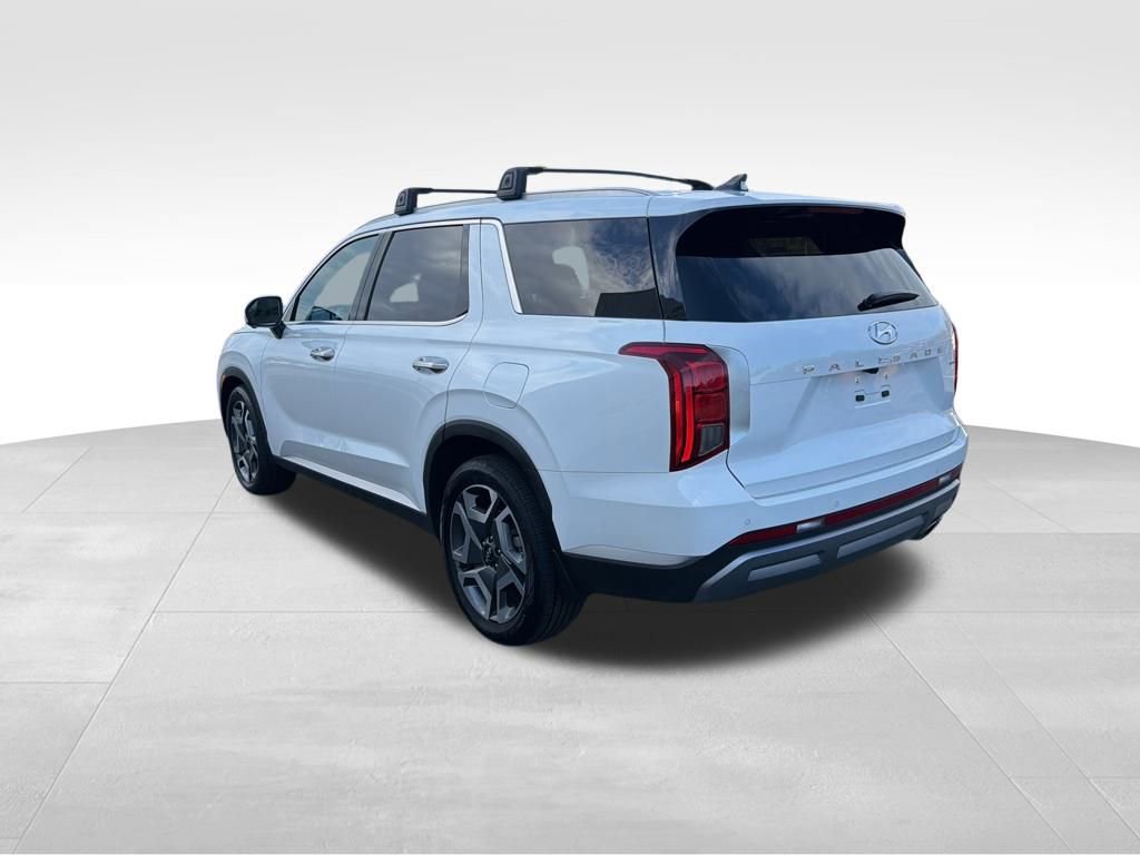 Used 2025 Hyundai Palisade SEL image 3