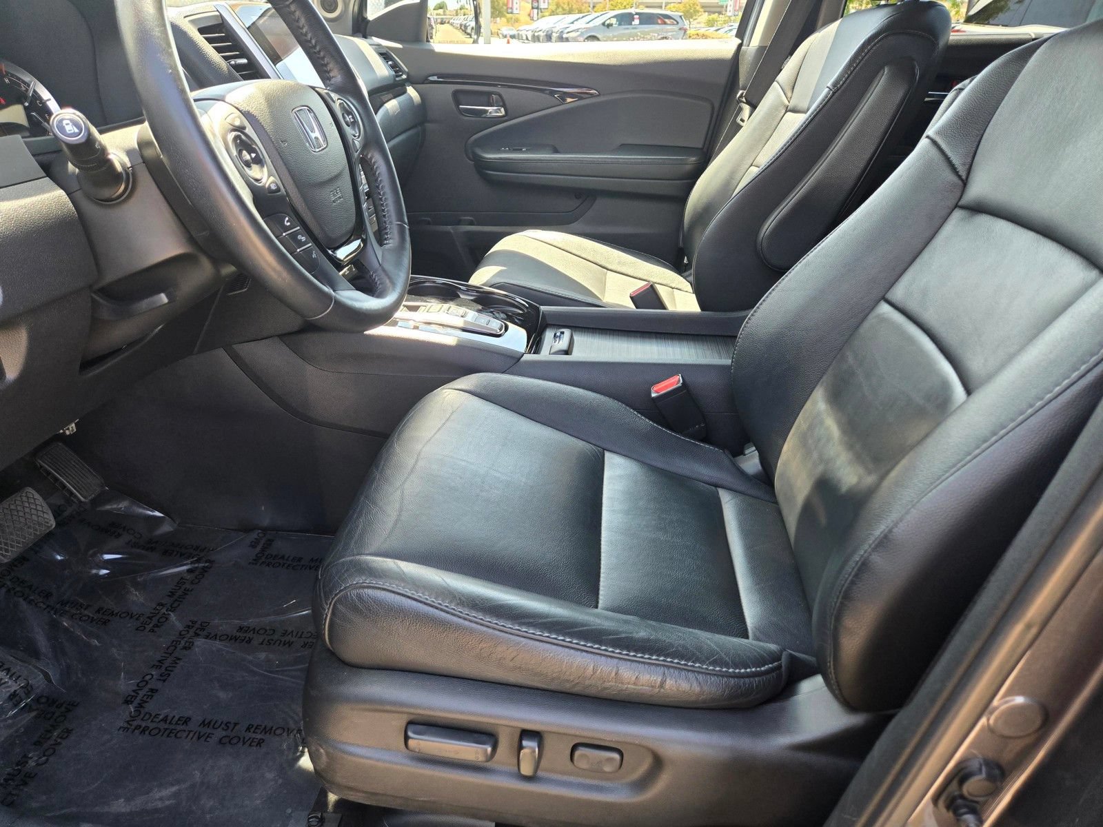 Used 2018 Honda Pilot Touring image 11