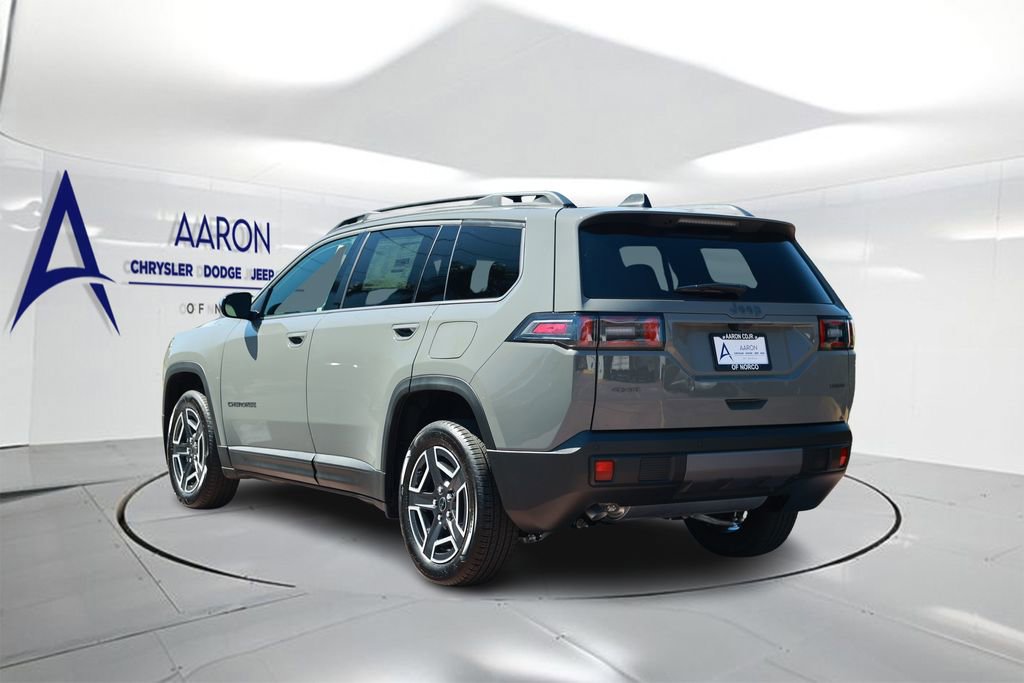 New 2026 Jeep Cherokee Laredo image 2