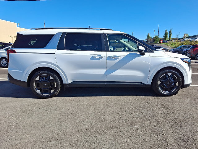 Used 2026 Kia Carnival EX FWD image 7