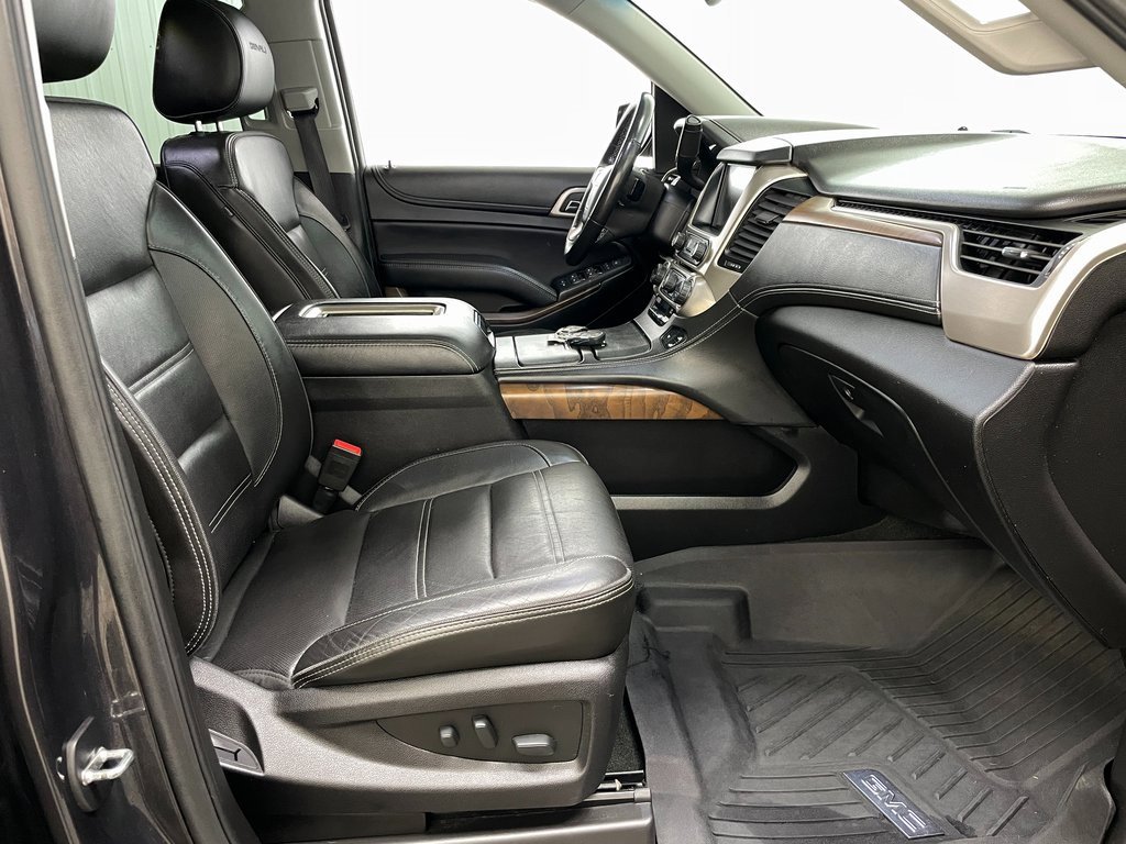 Used 2018 GMC Yukon Denali image 43