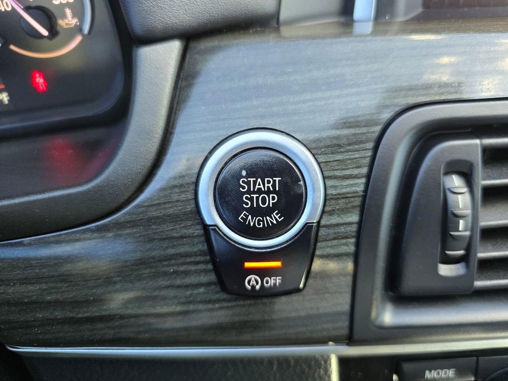 Used 2015 BMW 550i Sedan image 33