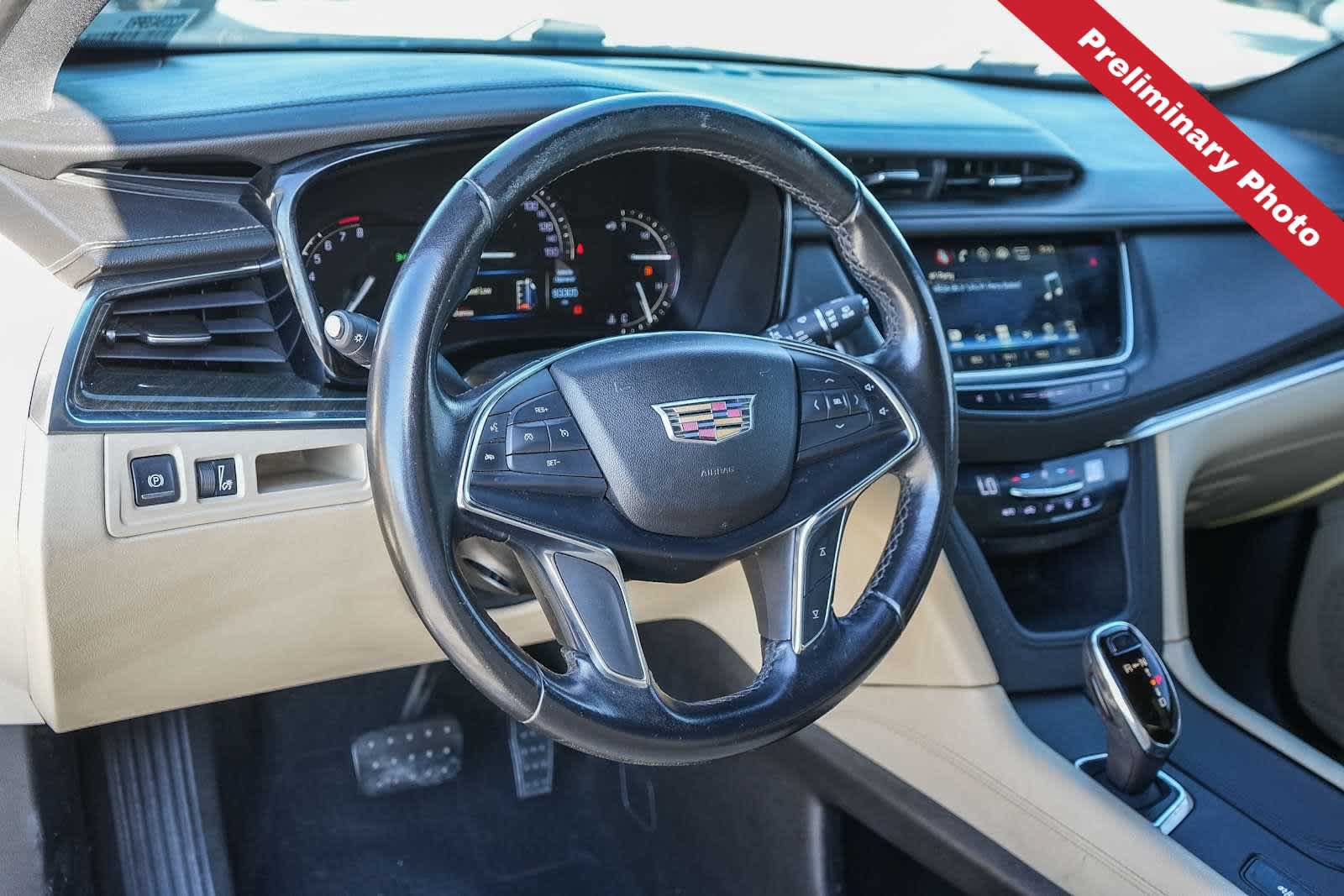 Used 2019 Cadillac XT5 FWD image 14