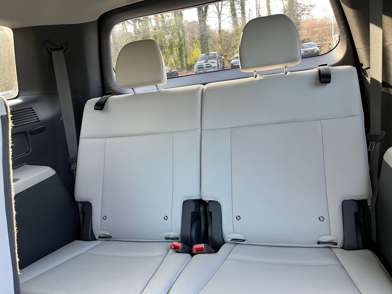 Used 2025 Hyundai Santa Fe SEL image 17