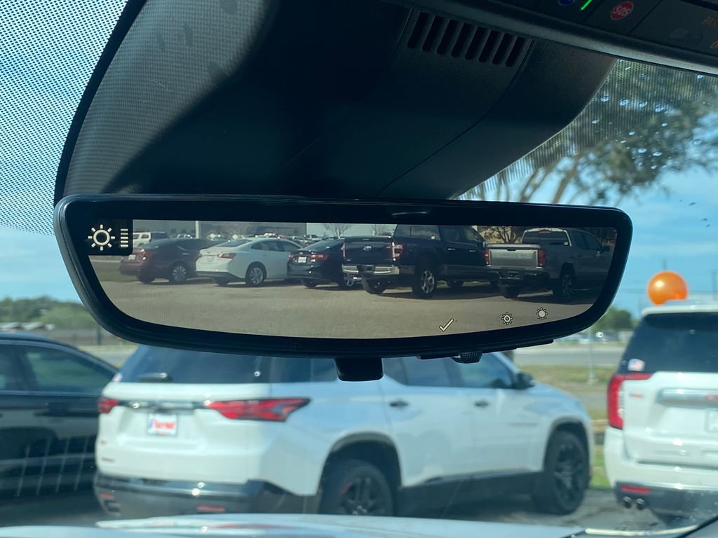 Used 2023 GMC Yukon XL Denali w/ Advanced Technology Package image 43