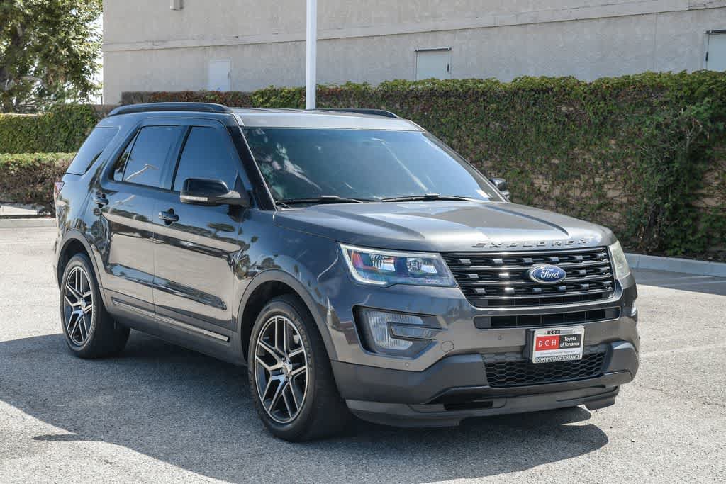 Used 2017 Ford Explorer Sport AWD/4WD image 3