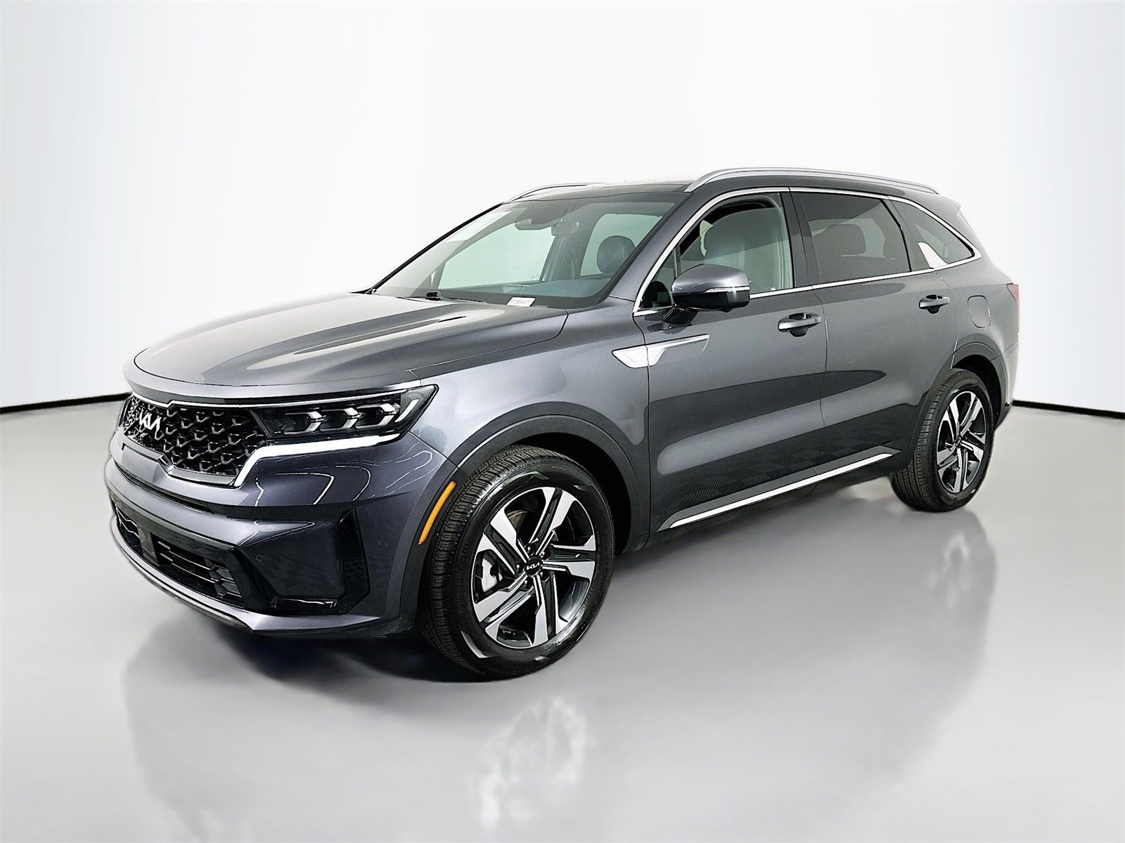 Used 2023 Kia Sorento SX Prestige image 3