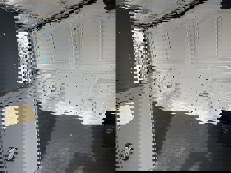 Used 2013 Ford E-150 and Econoline 150 E-150 image 12