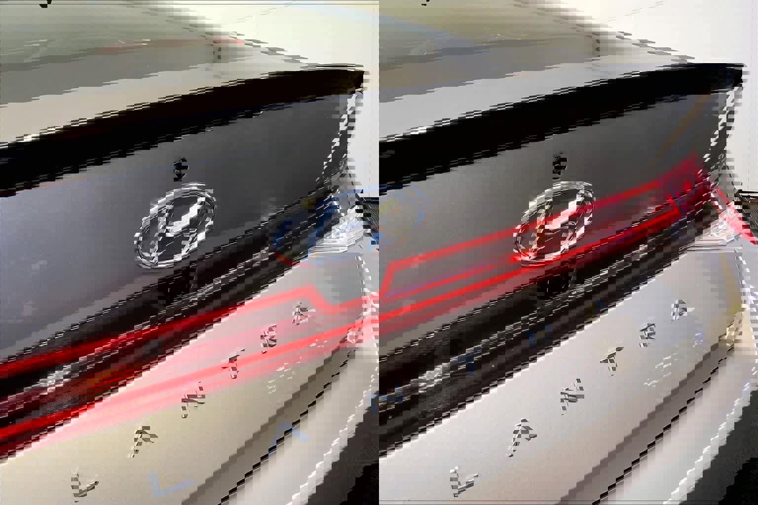 Used 2023 Hyundai Elantra N Line image 33