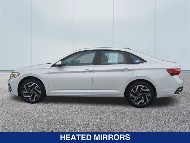 Certified 2023 Volkswagen Jetta SEL FWD image 2