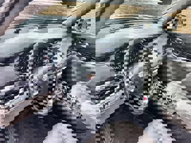 Used 2023 Cadillac XT4 Luxury w/ Cold Weather Package image 15