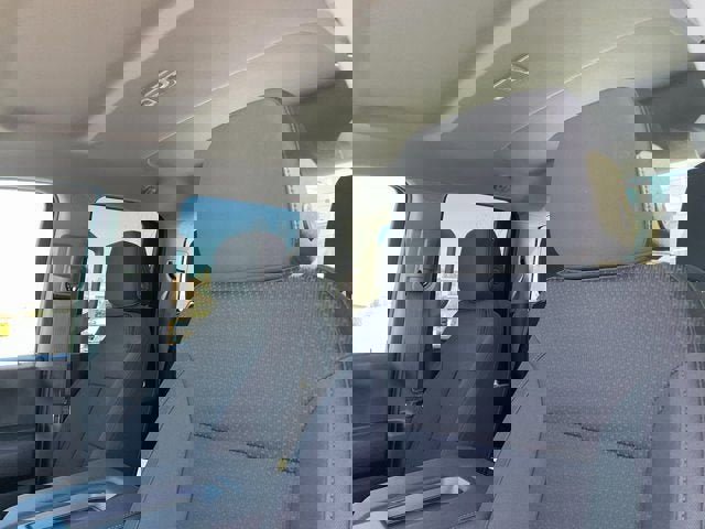 New 2025 GMC Sierra 2500 Pro w/ Convenience Package image 18