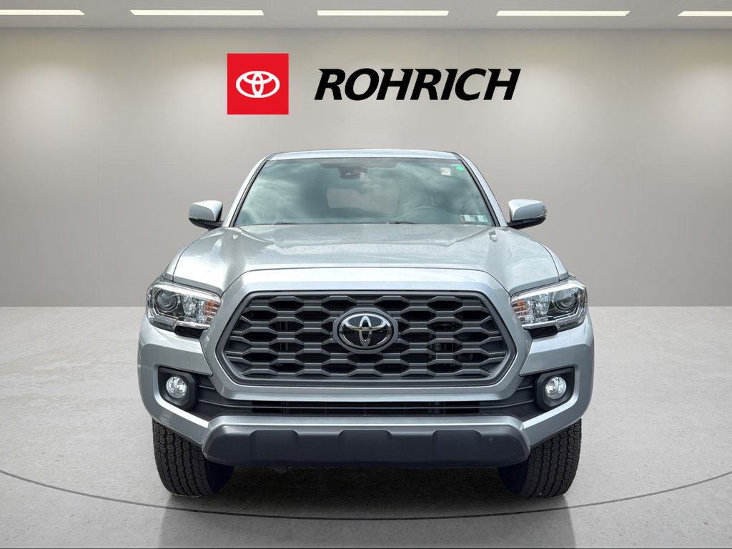 Used 2023 Toyota Tacoma TRD Off-Road AWD/4WD image 4