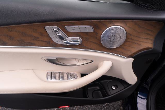 Used 2020 Mercedes-Benz E 350 Sedan image 12