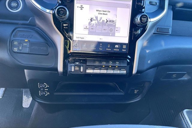 Used 2024 RAM 3500 Laramie image 15