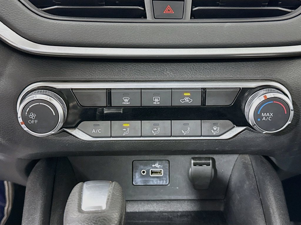 Used 2023 Nissan Altima 2.5 S FWD image 16