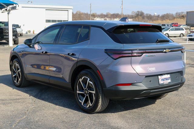 New 2026 Chevrolet Equinox EV LT image 5