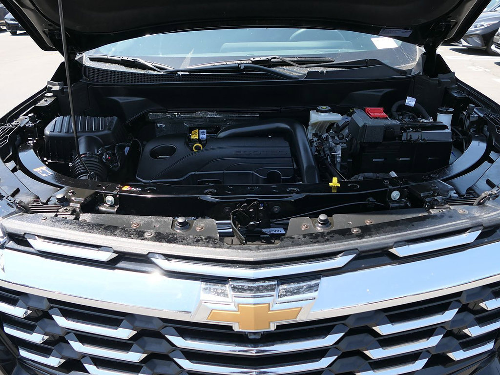 Used 2026 Chevrolet Equinox LT FWD image 30