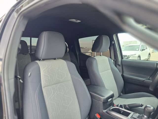Used 2021 Toyota Tacoma TRD Sport w/ Technology Package AWD/4WD image 11