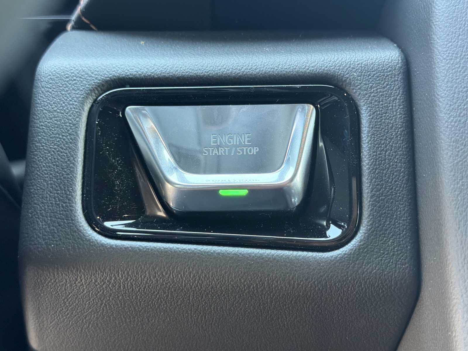 New 2026 GMC Yukon AT4 w/ AT4 Premium Package AWD/4WD image 8