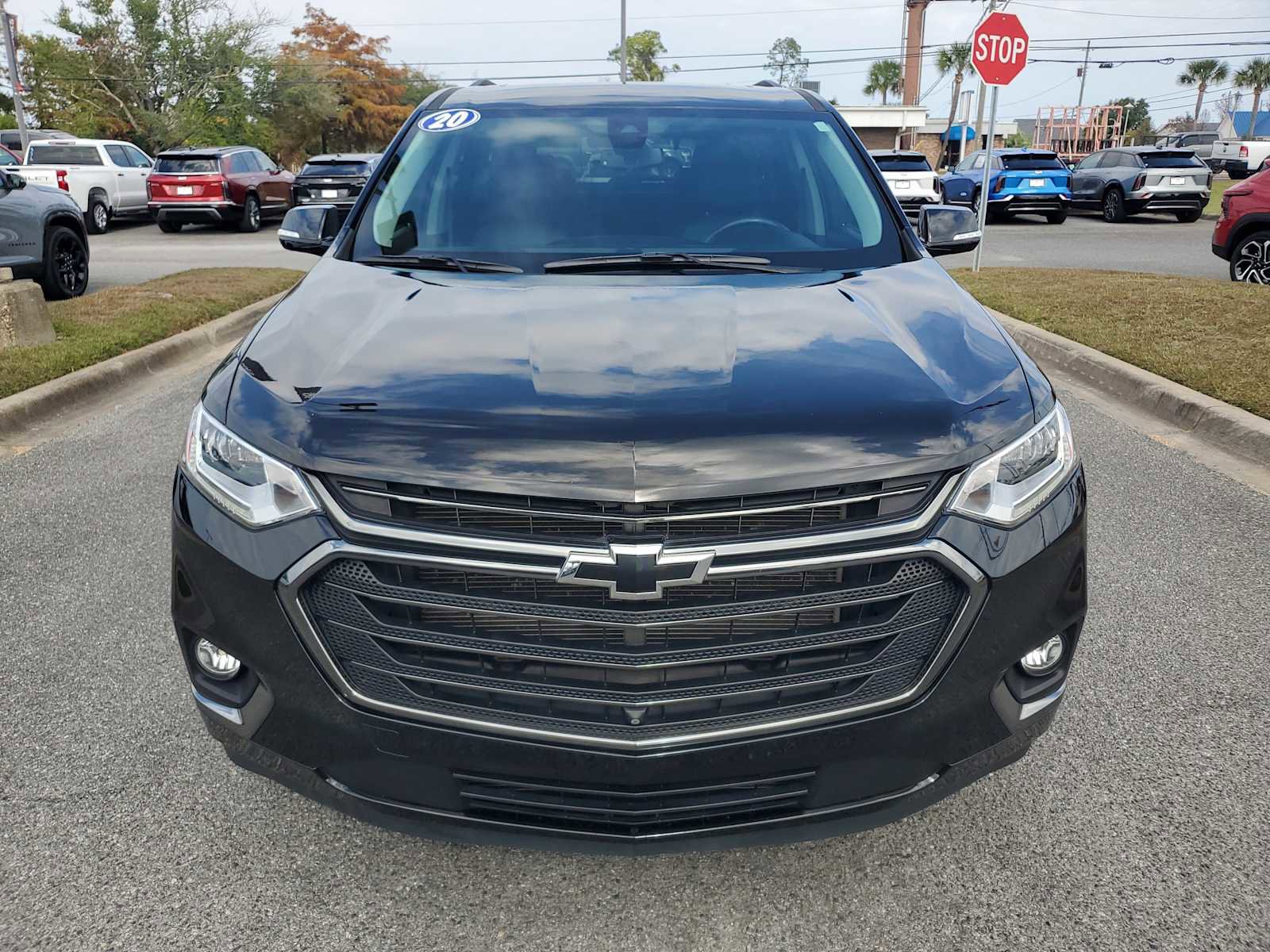 Used 2020 Chevrolet Traverse Premier w/ Redline Edition image 9