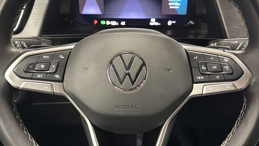 Used 2024 Volkswagen Atlas Cross Sport SE AWD/4WD image 15