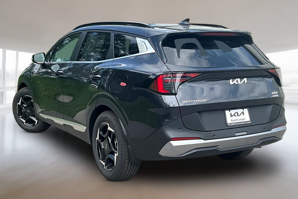 New 2026 Kia Sportage EX w/ EX Panorama Roof Package FWD image 3