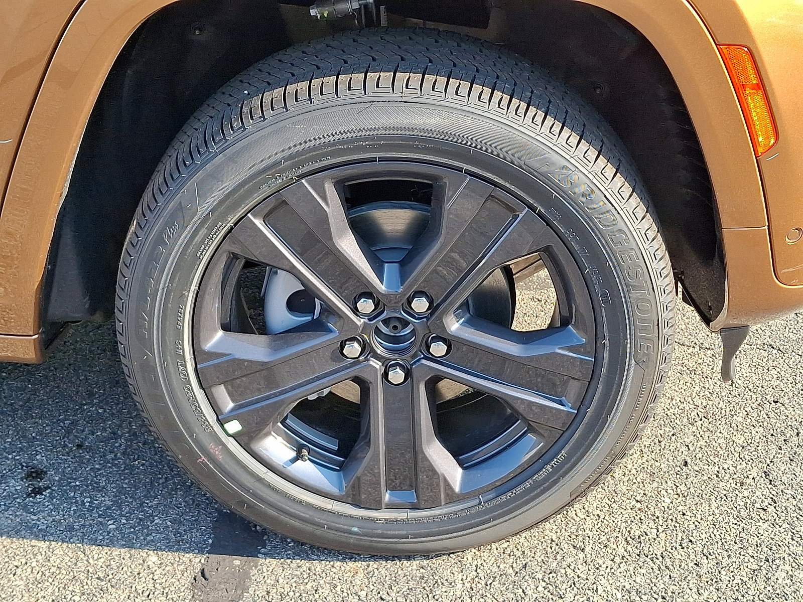 New 2027 Jeep Grand Cherokee Limited AWD/4WD image 5