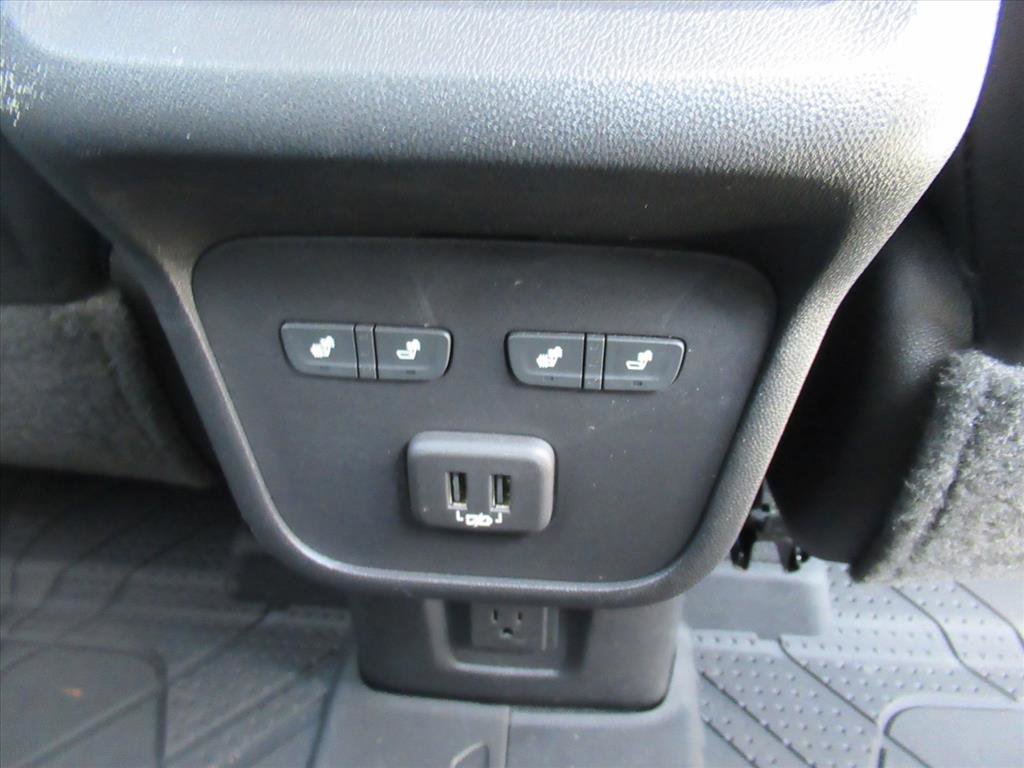 Used 2021 Chevrolet Equinox Premier FWD image 13