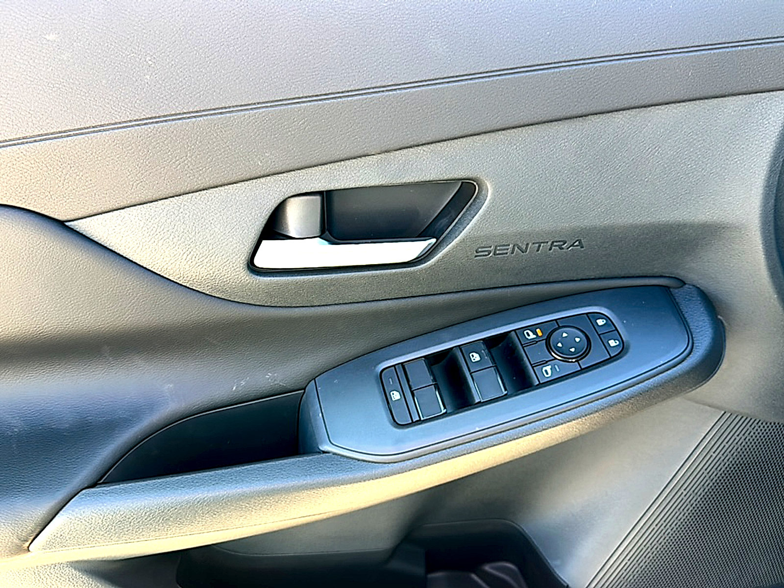 New 2026 Nissan Sentra SV w/ SV Convenience Package image 13