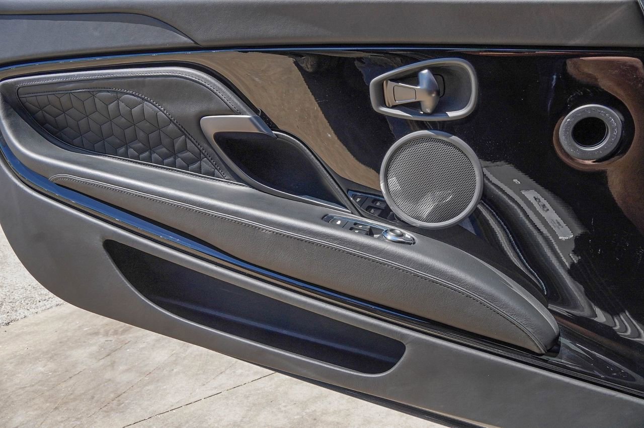 Used 2019 Aston Martin DBS Superleggera image 34