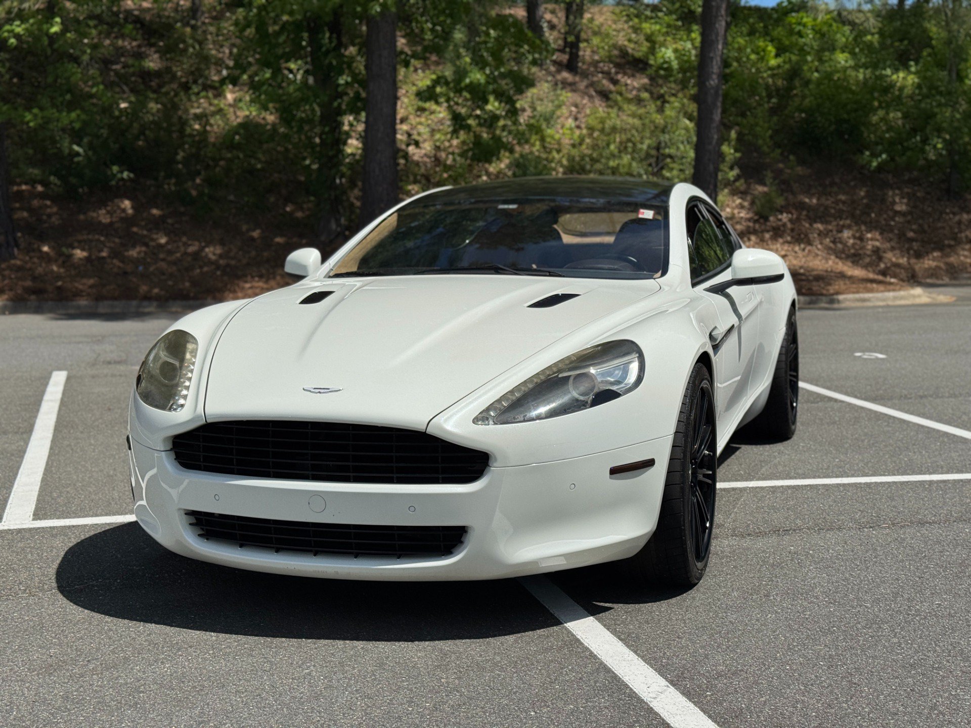 Used 2011 Aston Martin Rapide RWD image 3