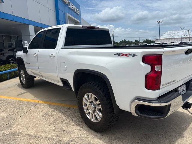Used 2024 Chevrolet Silverado 2500 LT AWD/4WD image 4