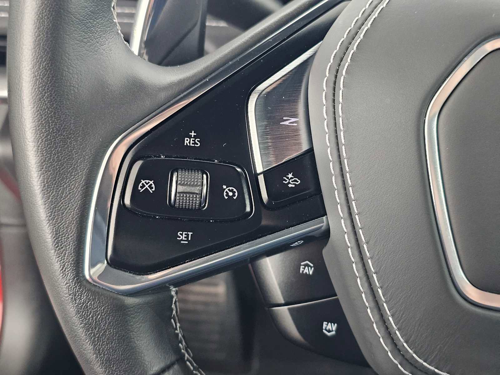 Used 2025 Chevrolet Corvette Stingray Coupe w/ 1LT image 27