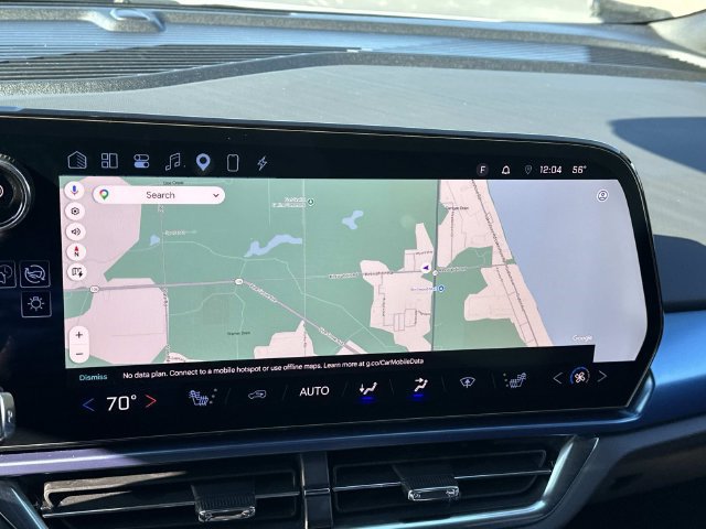 Certified 2024 Chevrolet Equinox EV LT FWD image 13