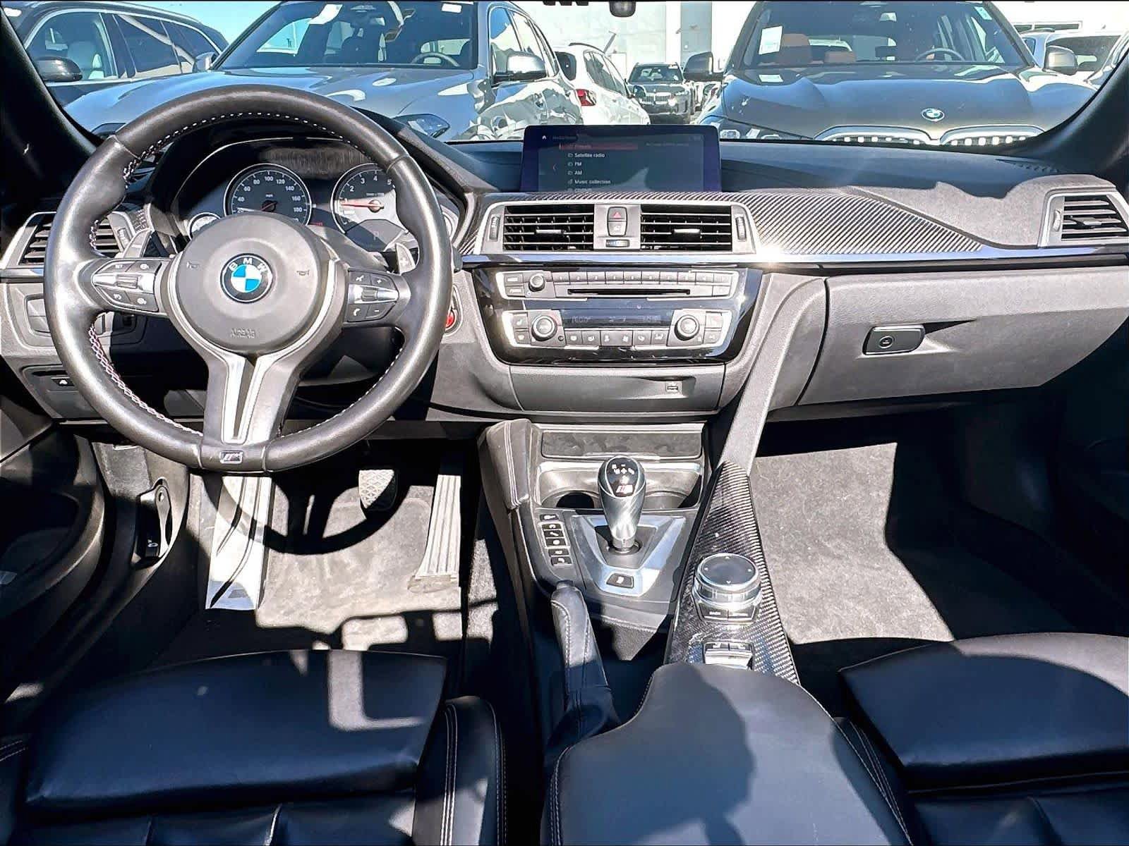 Used 2019 BMW M4 Convertible w/ Competition Package RWD image 10