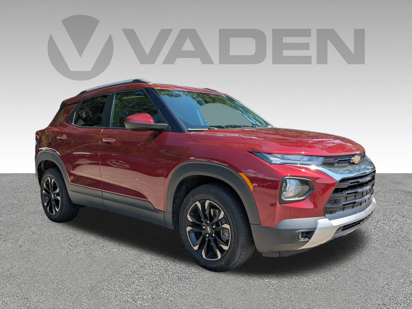 Used 2023 Chevrolet TrailBlazer LT image 3