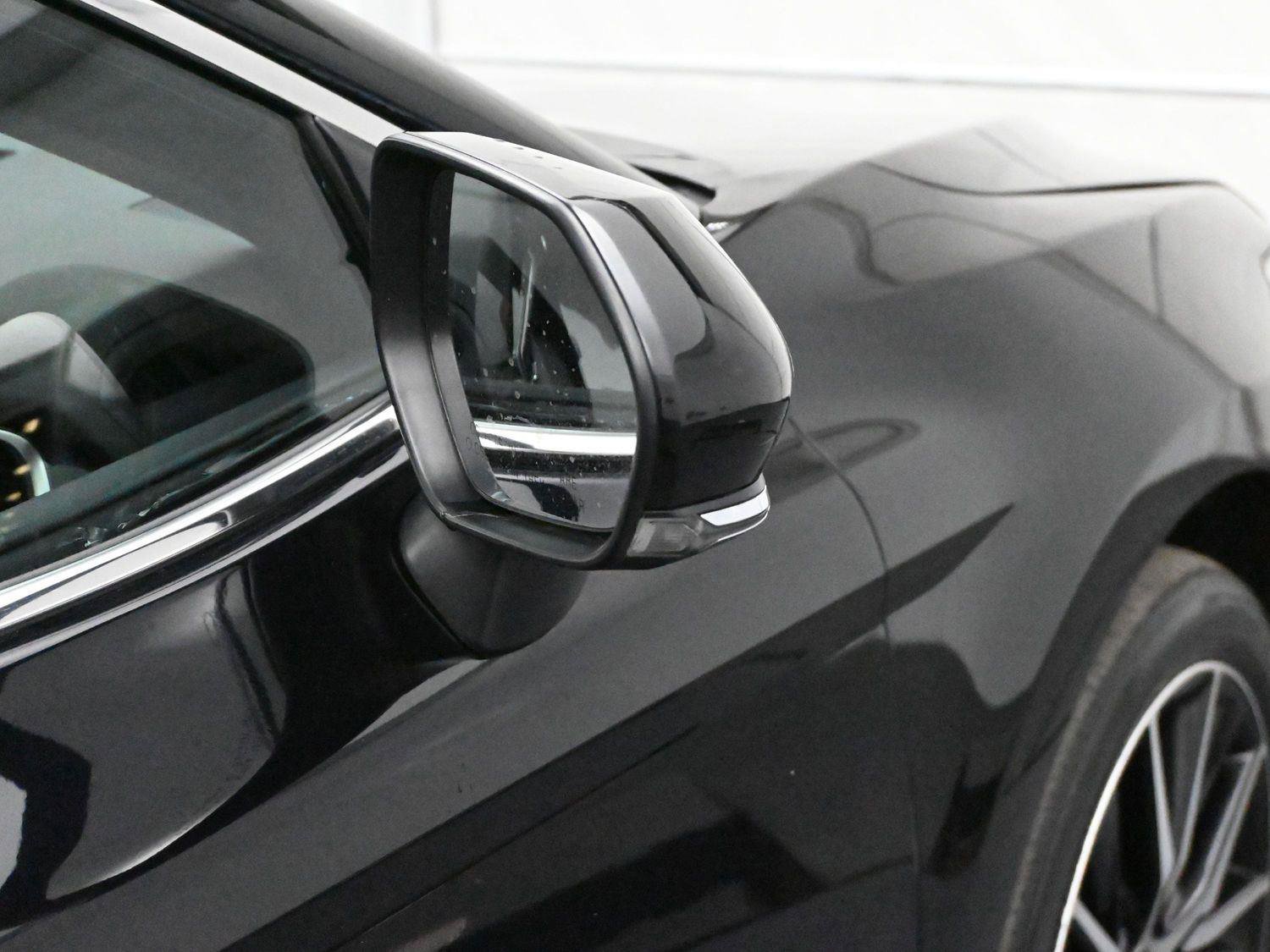 Used 2024 Toyota Camry SE image 13