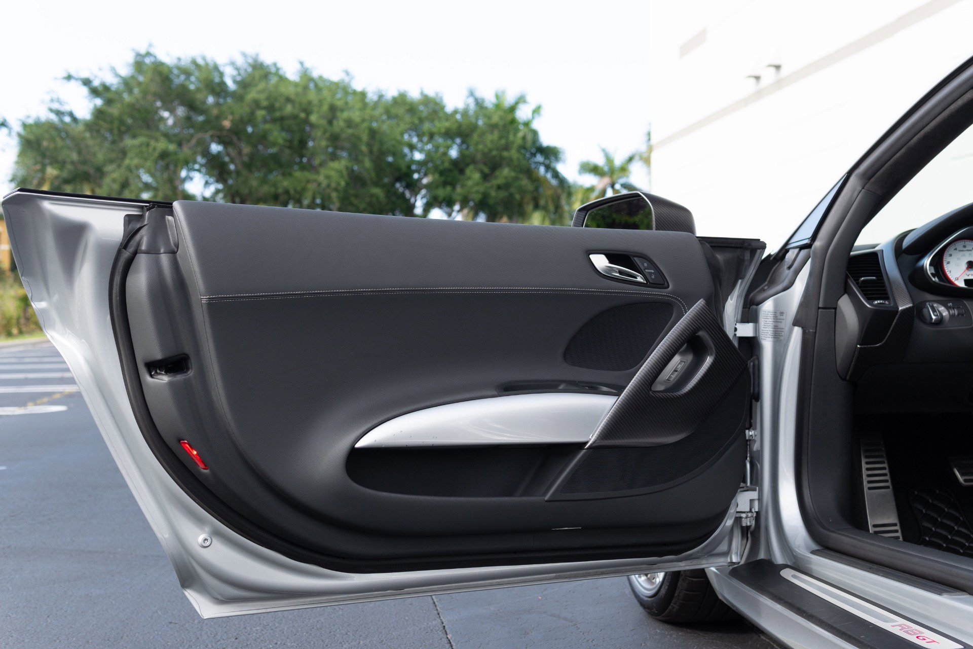 Used 2012 Audi R8 GT AWD/4WD image 38